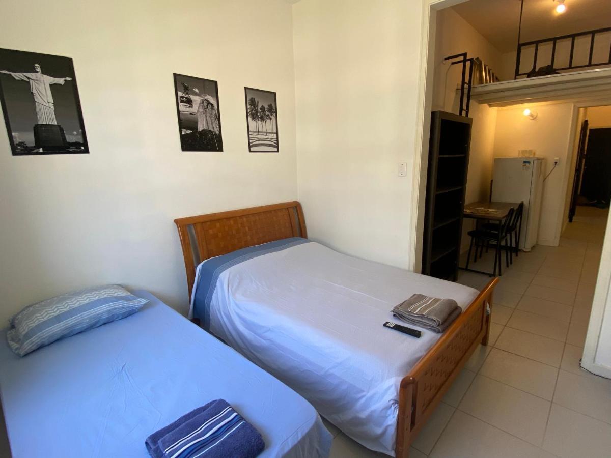 Completo Na De Copacabana, Perto Ipanema Gal Osorio, Com Ar, Wifi, Netflix, Ate 3 Pessoas, Pauloangerami Sf138 * Río de Janeiro